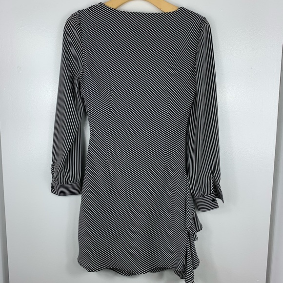 BB Dakota | Striped Dress “Run the world “ - Picture 6 of 7